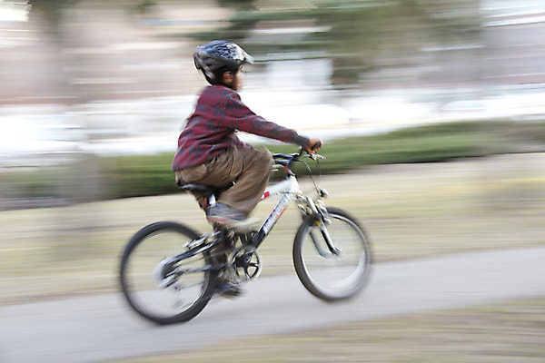 포토 JPG 해외이미지 도로 스포츠 모션 한명 소년 운동 자전거 자유 우승 바퀴 승차 속도 라이더 산악자전거 해외202004 해외포토 1 남자 길 어린이 컨셉 교통시설 건강 사람 바이크 최고 파일형식 이미지허브