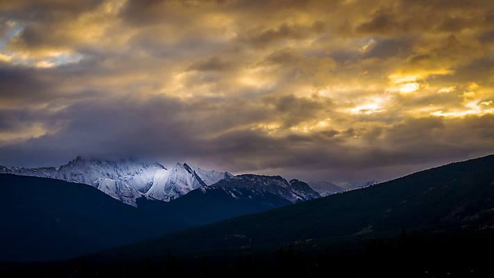 포토 JPG 해외이미지 구름 공원 여행 백그라운드 자연 하늘 날씨 산 사람없음 빛 햇빛 화목 침묵 황혼 꿈 자유 가을 흰색 정상 저녁 빙하 장면 천국 솜털 흐림 절정 환상 수평선 해외202004 해외포토 자연요소 계절 공공시설 컬러 컨셉 태양 소리 일몰 야간 생태계 파일형식 이미지허브