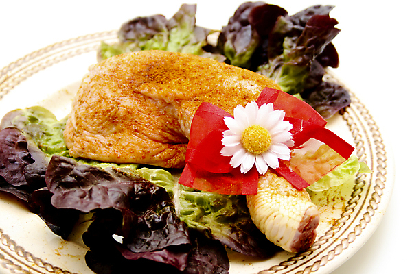 포토 JPG 해외이미지 접시 음식 잎 채소 뼈 파슬리 육류 사람없음 치킨 샐러드 고리 먹기 허브 피부 흰배경 매움 날것 해외202004 해외포토 식물 식기 백그라운드 식재료 모션 신체부위 흰색 맛 닭고기요리 파일형식 이미지허브