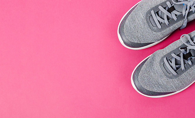 포토 JPG 해외이미지 디자인 옷 여자 스포츠 분홍색 백그라운드 운동화 신발 장신구 텍스트 휴가 건강 사람없음 여름 쇼핑 세일 우주 상점 공백 장비 회색 쌍 배열 트레이너 무료 스타일 미니멀 해외202004 해외포토 계절 컬러 사람 헬스 파일형식 이미지허브