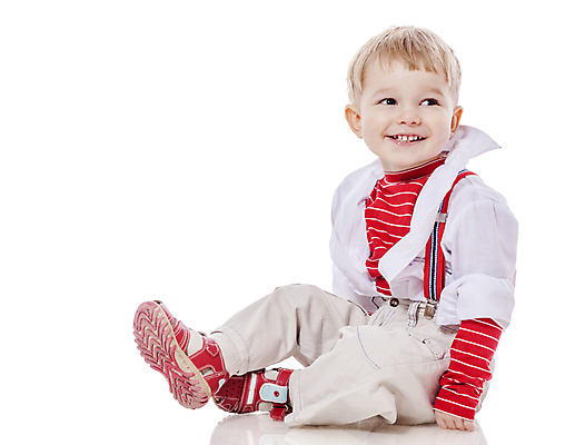 포토 JPG 해외이미지 전신 백인 1 응시 남자 어린이 2 생각 놀이 한명 앉기 소년 빨간색 금발 슬픔 흰색 자녀 고독 작음 가득함 집중 명상 걸음마 고립 배려 심각 염원 해외202004 해외포토 서양인 헤어스타일 시선 감정 컬러 컨셉 모션 사람 크기 파일형식 이미지허브