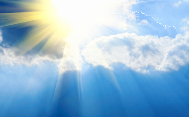 포토 JPG 해외이미지 구름 계절 종교 백그라운드 하늘 날씨 불꽃 사람없음 파란색 빛 글로벌 태양 평화 우주 맑음 광선 흰색 예측 남색 순수 천국 산소 기본 오존 자외선 해외202004 해외포토 자연요소 컬러 컨셉 불 원소 파일형식 이미지허브