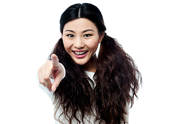 포토 JPG 해외이미지 모델 라이프스타일 헤어스타일 여자 포즈 백그라운드 손가락 표시 한명 서기 유행 카메라 중국 흰색 가리킴 자신감 시원함 날씬함 고립 스타일 해외202004 해외포토 1 손 감정 아시아 컬러 모션 사람 손짓 생활 전자제품 몸매 파일형식 이미지허브