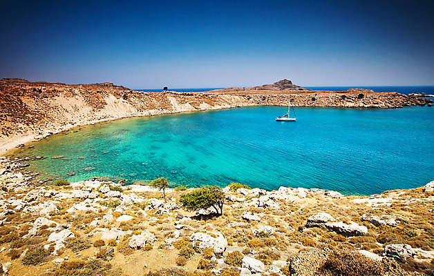 포토 JPG 해외이미지 나무 유럽 바다 섬 여행 하늘색 요트 건축양식 자연 하늘 표면 산 파노라마 풍경 사람없음 건물 초록색 물 여름 파란색 햇빛 태양 여행객 만 보트 지중해 그리스 휴양지 암초 그리스인 해외202004 해외포토 자연요소 서양인 식물 건축물 계절 건축 나라 컬러 배_교통 촬영기법 사람 장소 생태계 파일형식 이미지허브