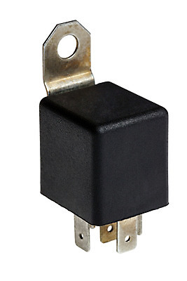 포토 JPG 해외이미지 산업 백그라운드 자동차 사람없음 상자 검은색 힘 기계 장비 에너지 흰색 수리 플러그 제조 보호 연결 계주 오브젝트 서비스 전자 멀리 스위치 조절 격파 고립 자동 전압 제어 공급 해외202004 해외포토 육상교통 컬러 컨셉 모션 육상스포츠 파일형식 이미지허브