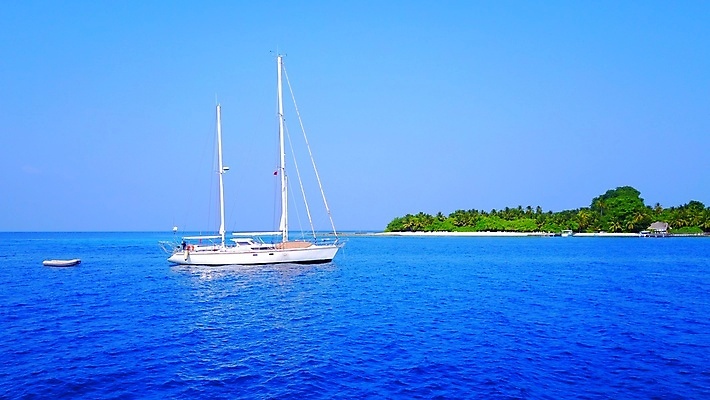 포토 JPG 해외이미지 바다 섬 여행 백그라운드 요트 자연 하늘 낚시 휴가 항해 안테나 풍경 사람없음 물 여름 파란색 모래사장 맑음 흰색 보트 크루즈 모래언덕 속도 석호 몰디브 드론 터키석 파라다이스 해외202004 해외포토 자연요소 계절 아시아 컬러 배_교통 통신 레저 날씨 보석 언덕 생태계 파일형식 이미지허브