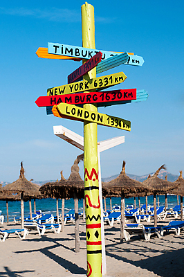 포토 JPG 해외이미지 나무 파도 바다 섬 여행 의자 우산 자연 벽지 하늘 휴가 휴식 풍경 사람없음 물 여름 파란색 태양 수영 고급 방향 사인 양산 천국 석호 이국적 터키석 많음 해외202004 해외포토 자연요소 식물 계절 컬러 가구 컨셉 수상스포츠 보석 생태계 파일형식 이미지허브