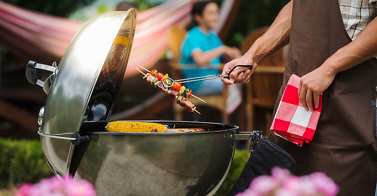 포토 JPG 해외이미지 계절 음식 컨셉 채소 불 육류 돼지고기 스테이크 요리 잔디 사람없음 야외 초록색 여름 소풍 파티 우주 정원 맑음 식사 저녁식사 치킨 소고기 뜨거움 소시지 선택 그릴 바비큐 굽기 매움 주말 무침 바비큐립 점심식사 석탄 화상 해외202004 해외포토 자연요소 식물 컬러 식재료 주방용품 날씨 서양음식 이벤트 야외활동 가공식품 맛 상처 구이 닭고기요리 파일형식 이미지허브