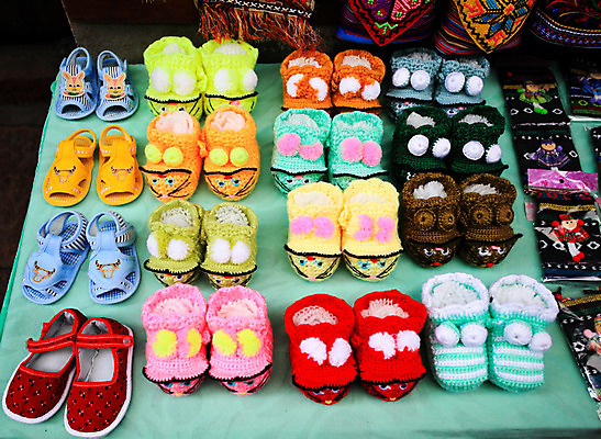 포토 JPG 해외이미지 신발 주택 사람없음 건물 컬러풀 마을 중국 아기 도시 봉황 옛날 해외202004 해외포토 건축물 아시아 컬러 사람 파일형식 이미지허브