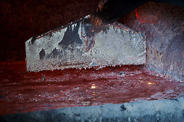 포토 JPG 해외이미지 산업 포즈 오렌지 공장 사람없음 빨간색 빛 금속 흐름 프랑스 업무 뜨거움 액체 개울 붓기 제조 철 국자 매움 무거움 방앗간 곰팡이 광 알루미늄 용광로 제철소 주조 철강 화상 해외202004 해외포토 유럽 컬러 컨셉 과일 공업 모션 재질 주방용품 강 작업 무게 맛 상처 파일형식 이미지허브