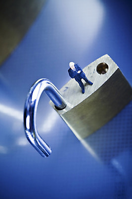 포토 JPG 해외이미지 모양 백그라운드 비즈니스 통신 열쇠 모바일 자물쇠 사람없음 노트북 컴퓨터 글로벌 사무실 금속 공책 힘 공백 회색 정보 키보드 오픈 네트워크 바이러스 닫기 중앙 은색 휴대용 편지 오브젝트 시작 싱글 잠금 보안 심플 인터넷주소 알루미늄 해외202004 해외포토 컬러 인터넷 모션 재질 문구용품 안전 전자제품 파일형식 이미지허브