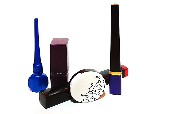 포토 JPG 해외이미지 여자 포장 장신구 사람없음 치료 빛 세트 유행 검은색 페인트 화장품 장비 립스틱 공구 화려 그룹 우아함 보호 컨테이너 플라스틱 다발 수집 배열 향수 오브젝트 마스카라 광택 로션 튜브 아이섀도 고립 돌봄 위생관리 줄서기 해외202004 해외포토 산업 컬러 컨셉 의학 모션 재질 관리 사람 뷰티 도구 파일형식 이미지허브