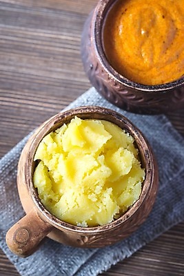 포토 JPG 해외이미지 음식 재료 태국 탁자 건강 요리 동양인 사람없음 노란색 우유 시골 신선 사발 상품 정상 인도인 삼베 크림 유기농 버터 유리주전자 내추럴 고립 단백질 칼슘 슈퍼푸드 해외202004 해외포토 외국인 웰빙 아시아 컬러 가구 유리 주전자 유제품 인종 사기그릇 건강식품 영양소 파일형식 천_직물 이미지허브