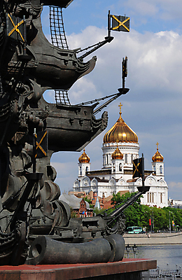 포토 JPG 해외이미지 전통 유럽 기독교 여행 건축양식 하늘 사람없음 건물 성당 교회 깃발 도시 사찰 역사 황금 심볼 러시아 천연기념물 독립 러시아인 모스크바 옛날 전국 해외202004 해외포토 서양인 건축물 건축 나라 종교 종교건축 파일형식 이미지허브