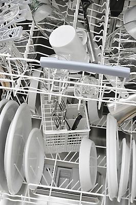 포토 JPG 해외이미지 접시 가사 가정 유리 주방용품 사람없음 컵 주방 기계 사발 위생 위생관리 해외202004 해외포토 식기 생활용품 재질 관리 사기그릇 파일형식 이미지허브