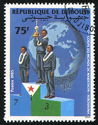 포토 JPG 해외이미지 손 남자 별 지구 스포츠 봉투 서기 사람 사람없음 컵 세계 지구본 일본 화환 행성 수확 골동품 잡기 메시지 역사 물개 편지 상패 받침대 복고 엽서 마라톤 우표 단계 승자 옛날 운동가 지휘대 해외202004 해외포토 자연요소 식기 꽃 아시아 농업 포유류 모션 경기 신체부위 우주 바다동물 육상스포츠 상_우승 파일형식 이미지허브