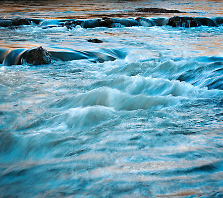 포토 JPG 해외이미지 식물 백그라운드 오렌지 모션 자연 하늘 산 이끼 풍경 사람없음 야외 초록색 물 여름 파란색 빛 강 컬러풀 달리기 노란색 화목 폭포 흐름 가을 바위 흰색 신선 개울 급류 저녁 소프트포커스 장면 내추럴 잔물결 해외202004 해외포토 자연요소 계절 물결 컬러 컨셉 과일 촬영기법 돌_바위 야간 생태계 파일형식 이미지허브