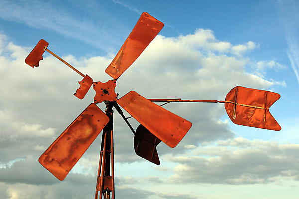 포토 JPG 해외이미지 구름 실루엣 농업 하늘 바람 풍경 사람없음 야외 물 농장 힘 기계 풍차 발전기 에너지 수확 골동품 시골 네덜란드 펌프 방앗간 밭일 옛날 해외202004 해외포토 자연요소 유럽 산업 날씨 촬영기법 발전소 파일형식 이미지허브