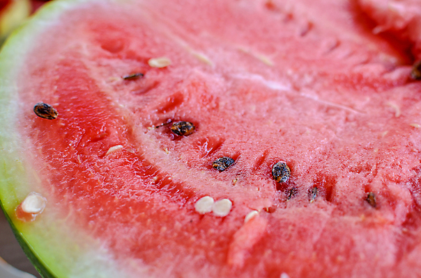 포토 JPG 해외이미지 계절 아시아 음식 조각 백그라운드 다이어트 채소 과일 부분 자연 디저트 수박 건강 씨앗 동양인 사람없음 빨간색 초록색 물 여름 시골 신선 뜨거움 달콤 맛 멜론 자르기 먹기 상쾌 유기농 날것 슬라이스 내추럴 숙성 식용 채식주의자 해외202004 해외포토 자연요소 식물 웰빙 감정 나라 컬러 컨셉 모션 인종 생태계 채식 파일형식 이미지허브