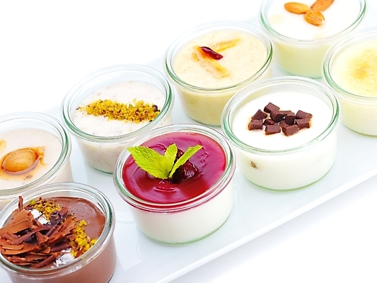 포토 JPG 해외이미지 쟁반 실내 종류 사람없음 여러개 다양 흰배경 푸딩 해외202004 해외포토 다수 백그라운드 디저트 내부 흰색 파일형식 이미지허브