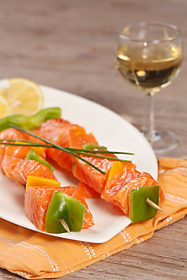 포토 JPG 해외이미지 접시 백그라운드 다이어트 자연 요리 사람없음 빨간색 식당 식사 초밥 신선 꼬치 우아함 맛 레몬 해산물 날것 연어 후추 생식 해외202004 해외포토 식기 컬러 컨셉 과일 건강 어류 상점 향신료 생태계 일본음식 파일형식 이미지허브