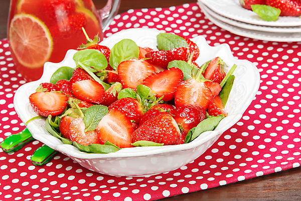 포토 JPG 해외이미지 접시 열매 음료 음식 조각 컨셉 잎 다이어트 채소 과일 재료 탁자 딸기 치즈 건강 요리 씨앗 사람없음 옆모습 빨간색 초록색 여름 컬러풀 식사 주스 봄 샐러드 견과류 아기 신선 아침식사 유기농 날것 깨 아몬드 시금치 유리주전자 내추럴 점심식사 단절 채식주의자 해외202004 해외포토 식물 식기 웰빙 계절 뷰포인트 컬러 가구 식재료 유리 주전자 유제품 사람 조미료 채식 파일형식 이미지허브