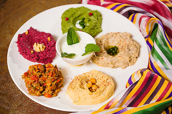 포토 JPG 해외이미지 음식 빵 다이어트 토마토 채소 가지 콩 파슬리 샌드위치 건강 요리 동양인 사람없음 컬러풀 식당 식사 저녁식사 펼침 신선 사발 먹기 크림 레시피 점심식사 병아리콩 뷔페 채식주의자 캐비아 피타 비건 해외202004 해외포토 컬러 식재료 모션 곡류 인종 상점 사기그릇 채식 파일형식 이미지허브