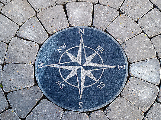 포토 JPG 해외이미지 아이콘 디자인 별 여행 지도 일러스트 바람 화살 항해 사람없음 장미 탐험 계획 나침반 대표 크루즈 방향 모험가 심볼 사인 고민 통로 복고 지형 북쪽 동쪽 네비게이션 자석 남쪽 발견 서쪽 오리엔테이션 해외202004 해외포토 자연요소 꽃 감정 컨셉 배_교통 날씨 파일형식 이미지허브