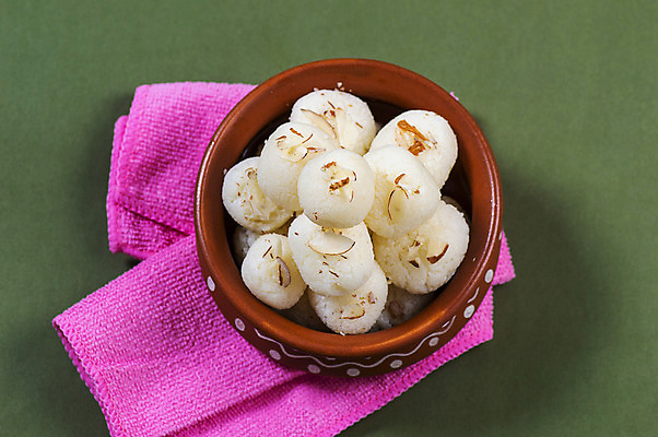 포토 JPG 해외이미지 디저트 사람없음 도자기 원형 사기그릇 냅킨 인도음식 해외포토 도형 그릇 음식 동양음식 파일형식 이미지허브