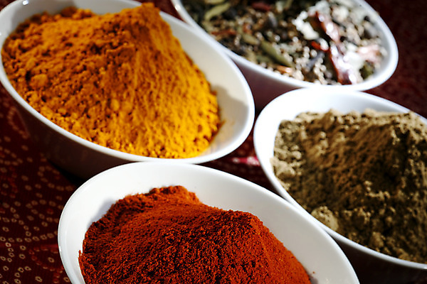 포토 JPG 해외이미지 고추 동양인 사람없음 흰색 뜨거움 사발 향신료 카레 칠면조 해외202004 해외포토 음식 컬러 채소 조류 인종 사기그릇 향미료 파일형식 이미지허브