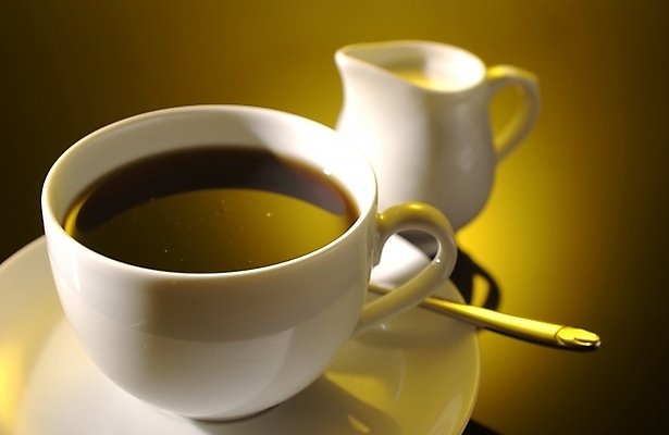 포토 JPG 커피 음식 백그라운드 실내 사람없음 우유 커피잔 티스푼 프림 국내포토 음료 잔 유제품 내부 숟가락 파일형식