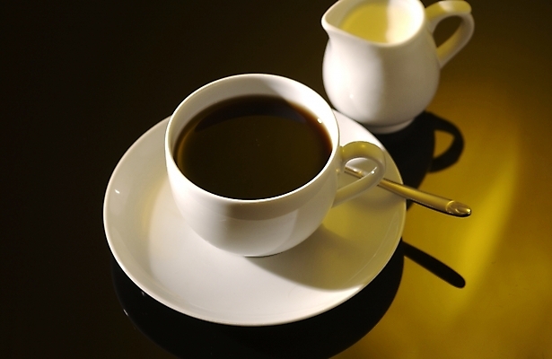 포토 JPG 커피 음식 백그라운드 실내 사람없음 우유 커피잔 티스푼 프림 국내포토 음료 잔 유제품 내부 숟가락 파일형식