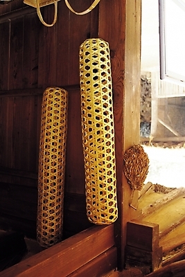 포토 JPG 한국문화 한국전통 전통 전통문화 문화 생활용품 고건축 침구 실내 사람없음 목조 죽부인 국내포토 동양문화 건축물 한국 내부 오브젝트 파일형식