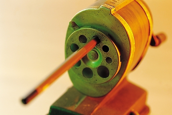 포토 JPG 스튜디오촬영 문구용품 학용품 실내 손잡이 근접촬영 사람없음 아웃포커스 필기구 연필 도구 오브젝트 연필깎이 수동 국내포토 뷰포인트 촬영기법 내부 파일형식