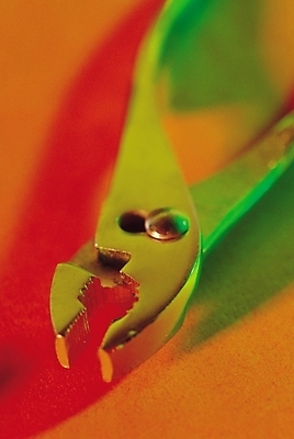 포토 JPG 스튜디오촬영 실내 그림자 근접촬영 사람없음 아웃포커스 한개 도구 공구 오브젝트 작업도구 펜치 플라이어 국내포토 1 뷰포인트 촬영기법 내부 파일형식