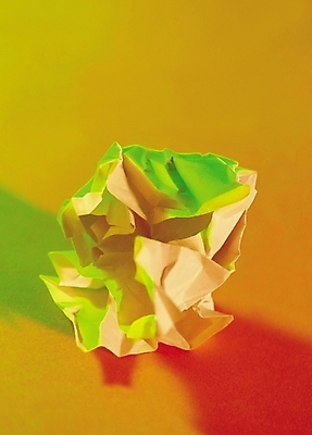 포토 JPG 스튜디오촬영 종이 생활용품 실내 그림자 근접촬영 사람없음 아웃포커스 화장지 쓰레기 구김 국내포토 뷰포인트 모션 촬영기법 내부 오브젝트 파일형식