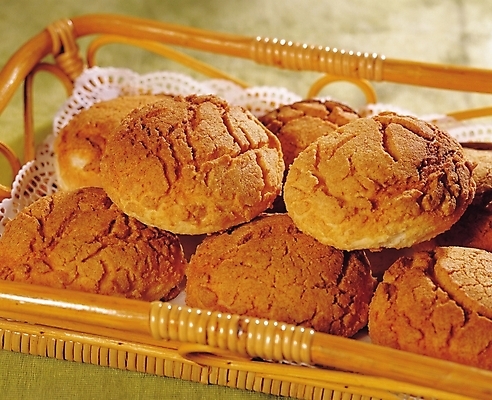 포토 JPG 음식 빵 디저트 근접촬영 사람없음 아웃포커스 바구니 제과 빵집 제빵 소보루빵 국내포토 뷰포인트 촬영기법 제과제빵 상점 파일형식