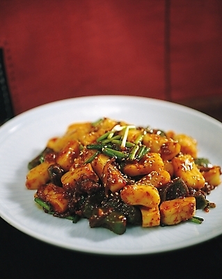 포토 JPG 접시 한식 음식 채소 반찬 요리 사람없음 아웃포커스 어묵 어묵조림 국내포토 식기 촬영기법 조림 파일형식