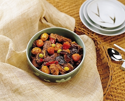 포토 JPG 그릇 접시 한식 젓가락 수저 요리 사람없음 소쿠리 광주리 숟가락 대접 천 갈비찜 국내포토 식기 음식 바구니 직물 찜 갈비 파일형식