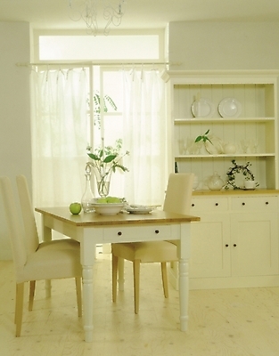 포토 JPG 식물 접시 시설물 웰빙 현대건축 건축 꽃 화분 가구 의자 창문 식탁 탁자 주전자 주방용품 잔 선반 실내 사람없음 장식 컵 인테리어 주방 꽃병 커튼 커피잔 찻잔 상차림 찻주전자 서랍장 진열장 장식장 다과 다과상 국내포토 식기 건축물 디자인 커피 생활용품 디저트 내부 파일형식