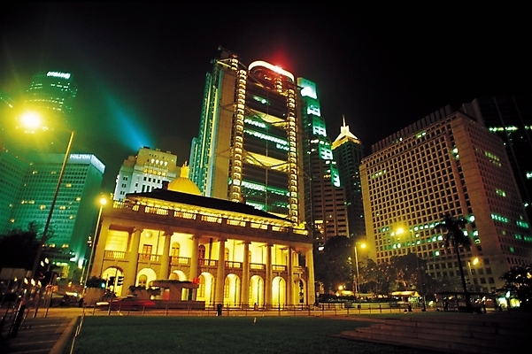 포토 JPG 나무 식물 해외풍경 건축 도로 야경 가로등 자연 조명 빌딩 사람없음 야외 건물 빛 도시풍경 도시 저녁 국내포토 해외 건축물 공공시설 길 교통시설 풍경 야간 생태계 파일형식 풍경_경치