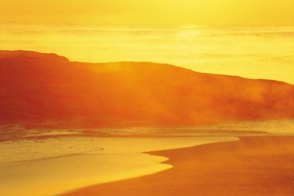 포토 JPG 실루엣 바다 섬 자연현상 자연 산 풍경 해변 사람없음 야외 모래사장 노을 어둠 일몰 저녁 국내포토 자연요소 촬영기법 야간 생태계 파일형식