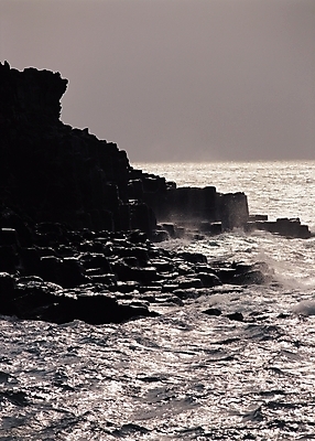 포토 JPG 주간 파도 바다 섬 자연 풍경 사람없음 야외 돌_바위 바위 암초 국내포토 자연요소 생태계 파일형식