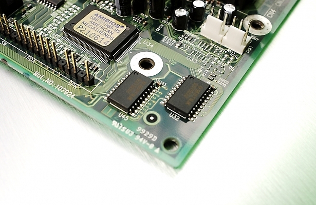 포토 JPG 스튜디오촬영 과학 백그라운드 사람없음 컴퓨터 컴퓨터용품 부속품 회로판 오브젝트 하이테크 반도체 산업재료 전자 컴퓨터부품 집적회로 콘덴서 국내포토 기술 실내 전자제품 파일형식