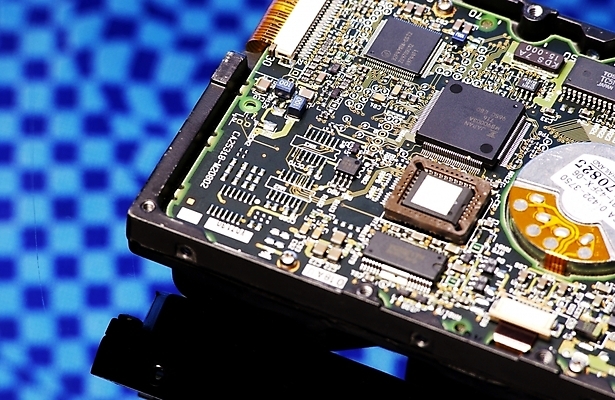 포토 JPG 스튜디오촬영 과학 백그라운드 사람없음 컴퓨터 컴퓨터용품 부속품 회로판 오브젝트 하이테크 반도체 산업재료 전자 컴퓨터부품 집적회로 콘덴서 국내포토 기술 실내 전자제품 파일형식