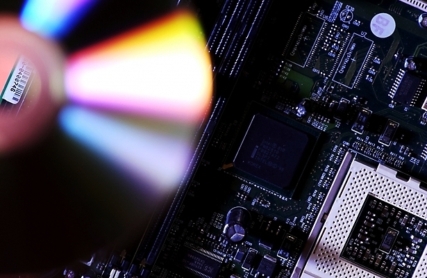 포토 JPG 스튜디오촬영 백그라운드 알림판 사람없음 컴퓨터 컴퓨터용품 사무용품 CD 회로판 전자 저장장치 컴퓨터부품 집적회로 콘덴서 국내포토 문구용품 실내 전자제품 부속품 오브젝트 파일형식