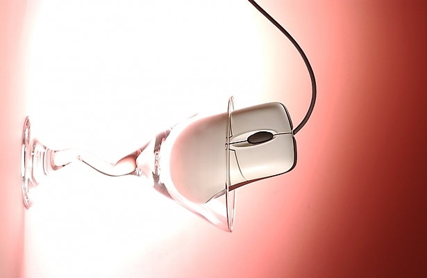 포토 JPG 스튜디오촬영 백그라운드 잔 사람없음 컵 컴퓨터 컴퓨터용품 마우스 오브젝트 칵테일잔 컴퓨터부품 휠마우스 광마우스 국내포토 식기 술잔 실내 전자제품 부속품 파일형식