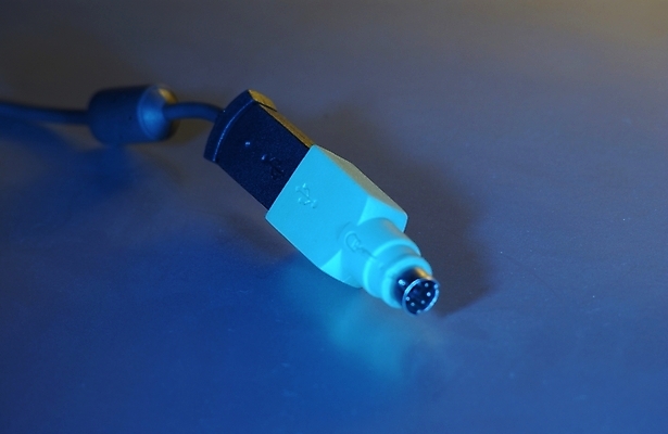 포토 JPG 스튜디오촬영 백그라운드 사람없음 컴퓨터 컴퓨터용품 전선 오브젝트 컴퓨터부품 잭 케이블선 인터페이스 국내포토 실내 전자제품 부속품 파일형식