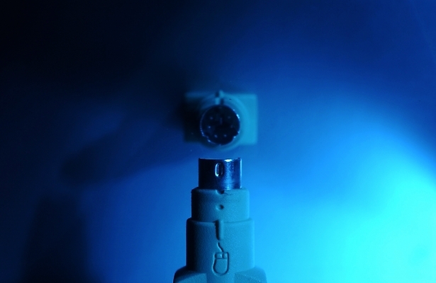 포토 JPG 스튜디오촬영 백그라운드 사람없음 컴퓨터 컴퓨터용품 전선 오브젝트 컴퓨터부품 잭 케이블선 인터페이스 국내포토 실내 전자제품 부속품 파일형식