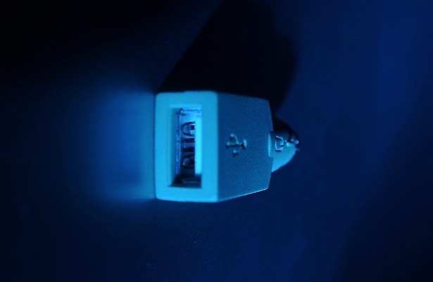 포토 JPG 스튜디오촬영 백그라운드 사람없음 컴퓨터 컴퓨터용품 사무용품 전선 오브젝트 컴퓨터부품 잭 케이블선 인터페이스 국내포토 문구용품 실내 전자제품 부속품 파일형식